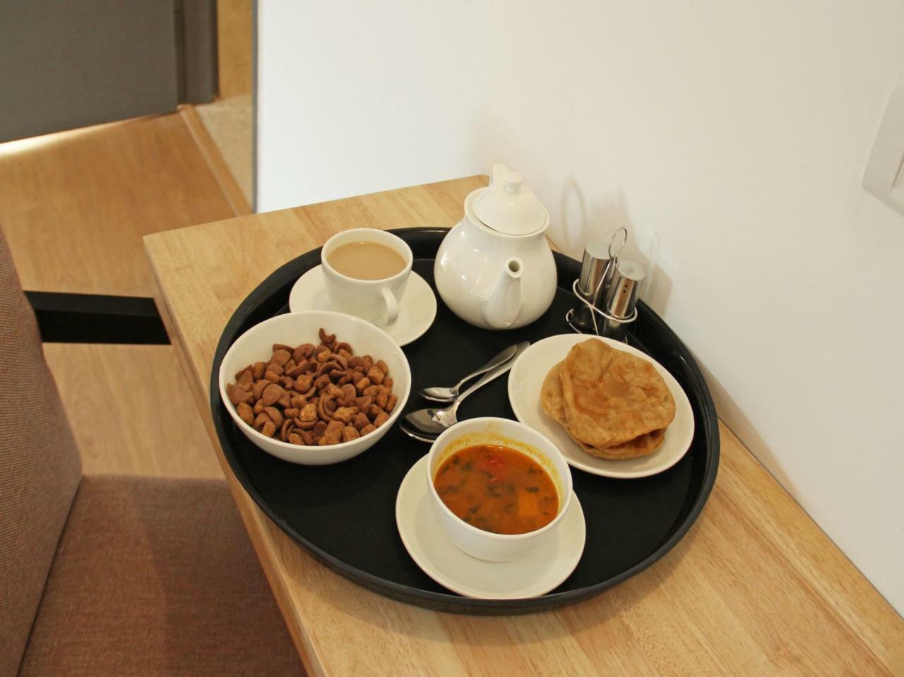Oyo 3624 Eden Residency Hotel Шилонг Екстериор снимка