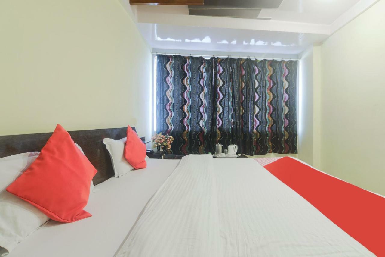 Oyo 3624 Eden Residency Hotel Шилонг Екстериор снимка